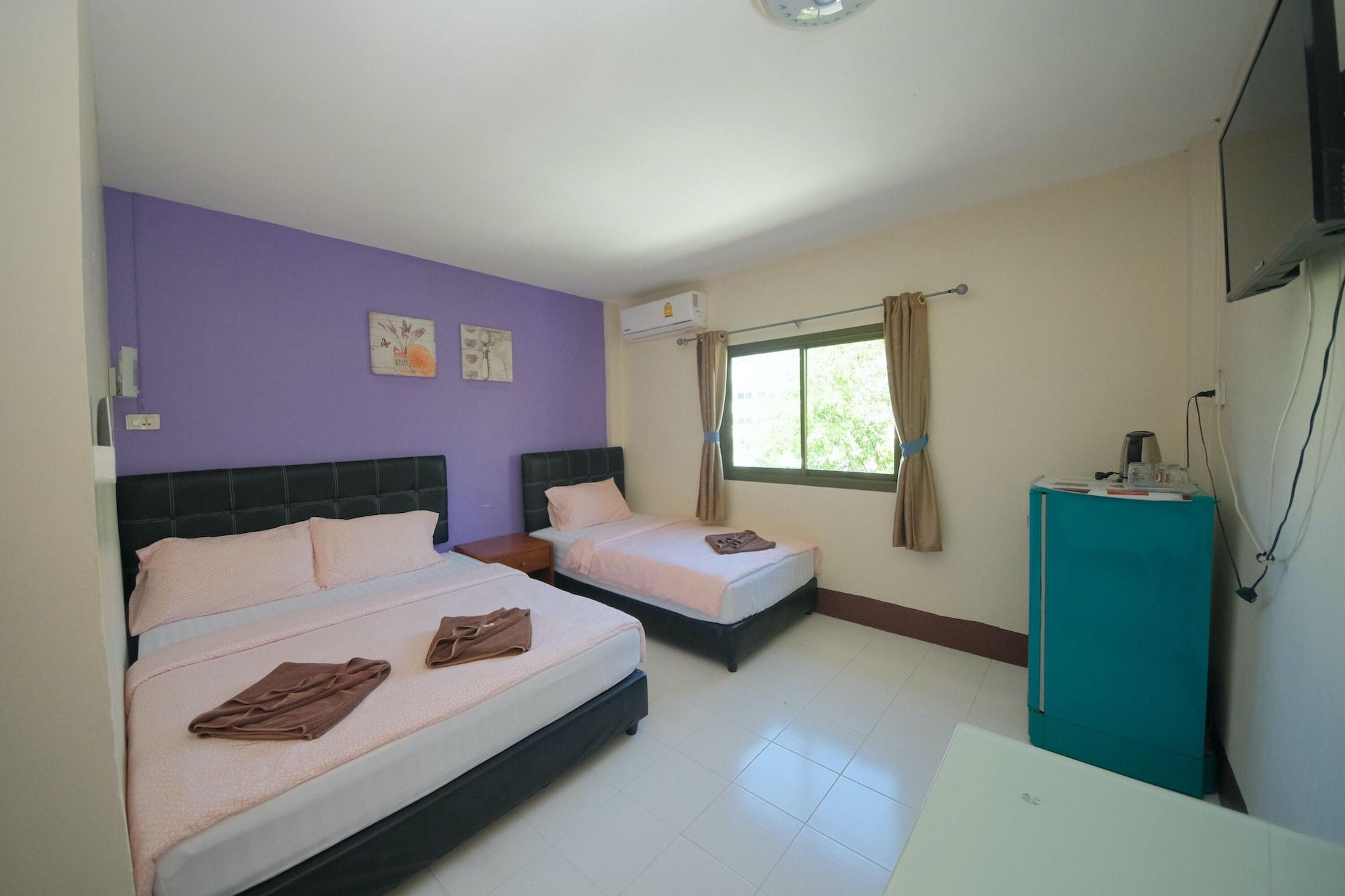 Pineapple Guesthouse Karon Exteriér fotografie