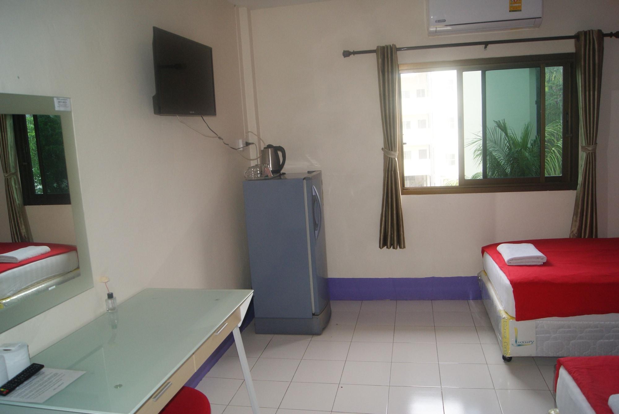 Pineapple Guesthouse Karon Exteriér fotografie