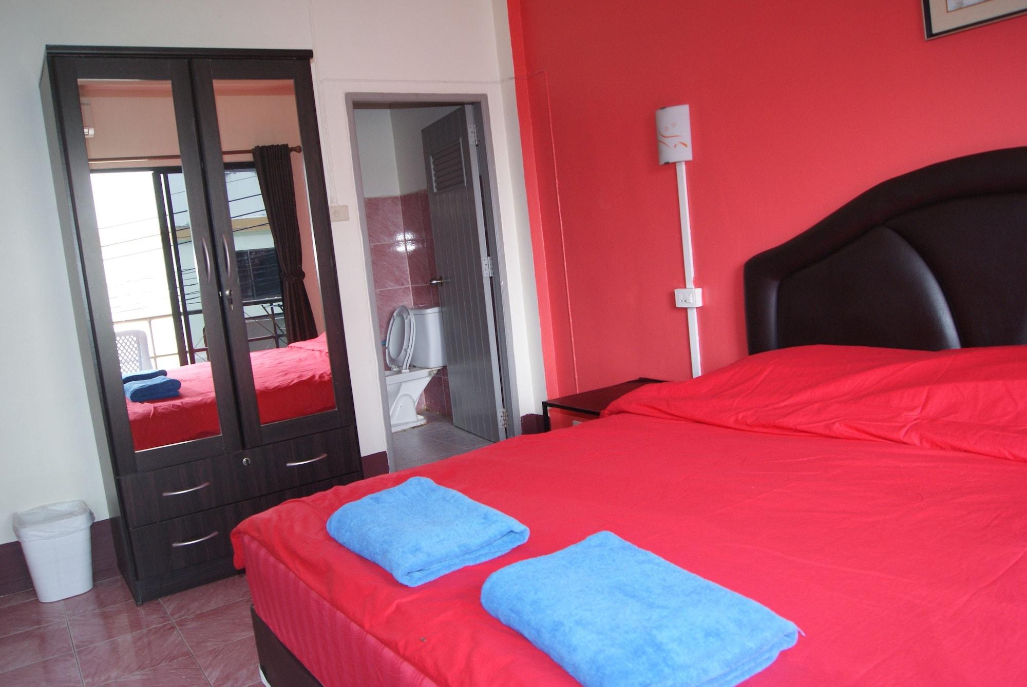 Pineapple Guesthouse Karon Exteriér fotografie