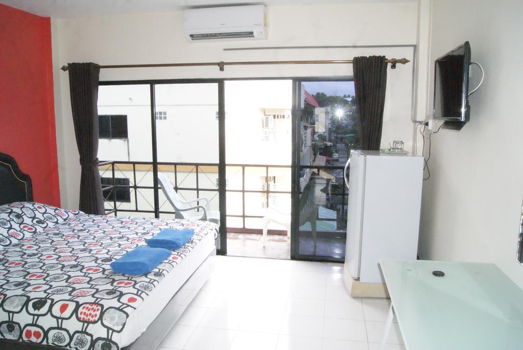 Pineapple Guesthouse Karon Exteriér fotografie