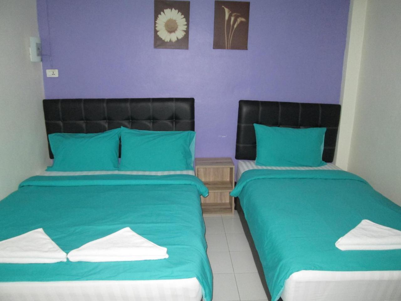 Pineapple Guesthouse Karon Exteriér fotografie
